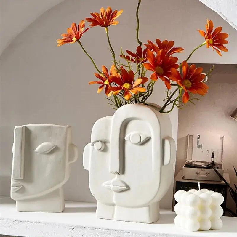 Vase Blanc Motif Visage Abstrait Sass & Belle - Grand Format, Design Minimaliste Moderne, En Dolomite - 7